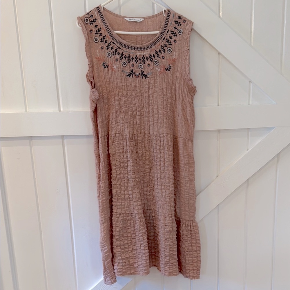 Sonoma Sleeveless Textured Dress in Pink with Black Embroidery